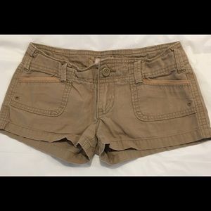 Hollister shorts size 0 khaki pacific merchants